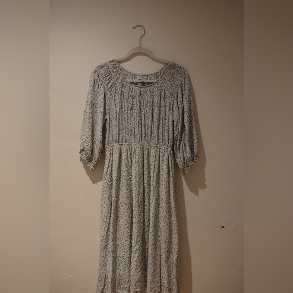 Women’s tea length dress - white blue flowers